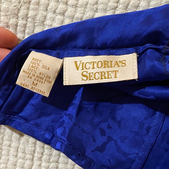 Victoria's Secret Gold Label Vintage Silk Lace Camisole - Picture 2 of 4